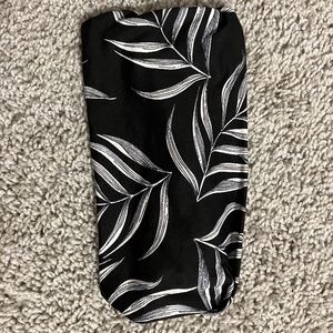 Wideband™ - Black Palm